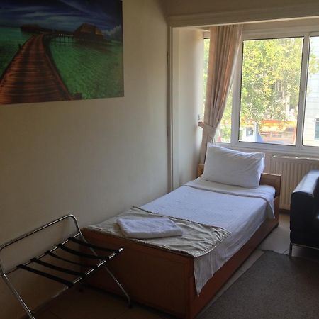 Caylan Hotel Smirne Esterno foto