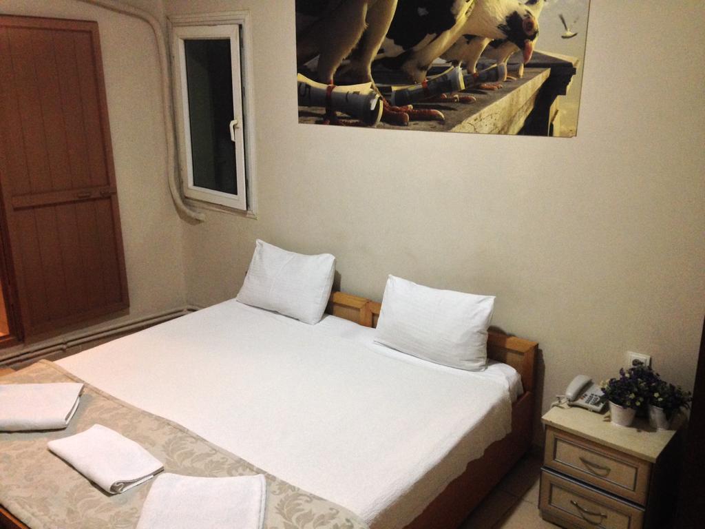 Caylan Hotel Smirne Esterno foto