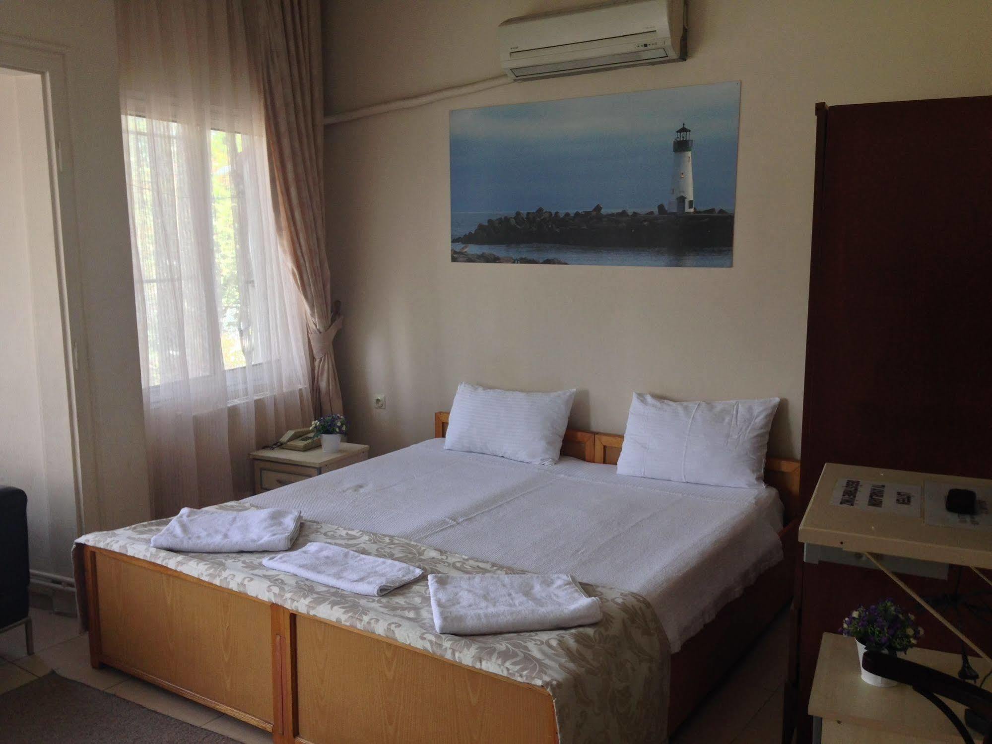 Caylan Hotel Smirne Esterno foto
