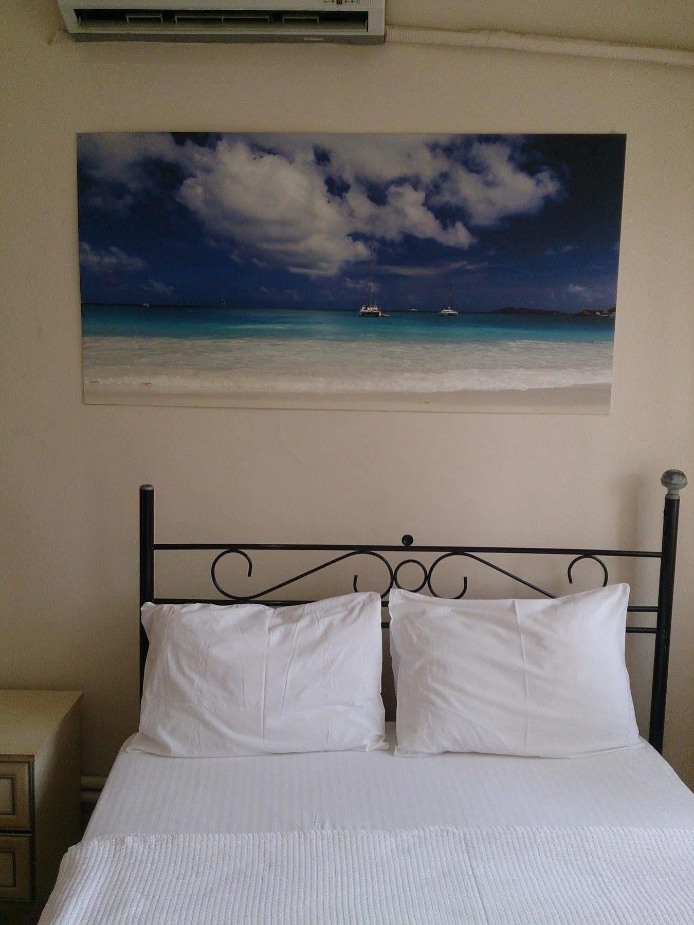 Caylan Hotel Smirne Esterno foto